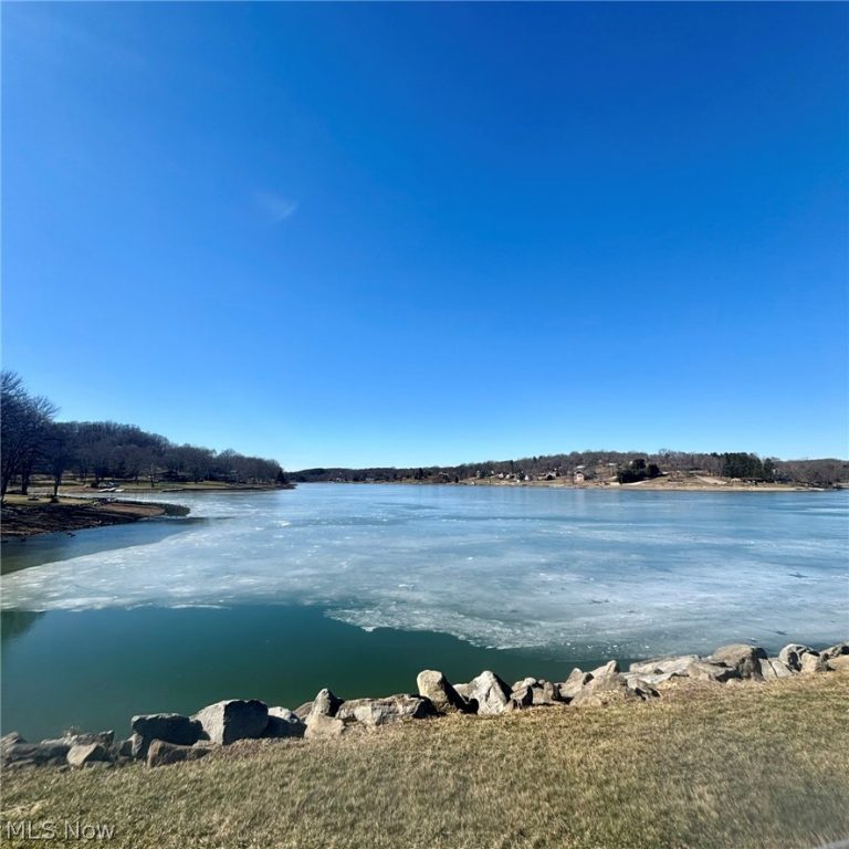48065 Yuma Cove, Negley, OH - Photo 5