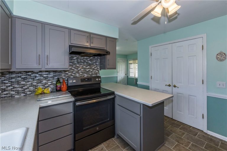 4607 Woodside Avenue, Canton, OH - Photo 5