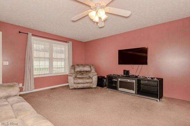 5930 Lake Road #1402, Ashtabula, OH - Photo 5