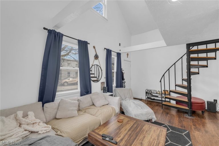 1984 52 Street, Cleveland, OH - Photo 8