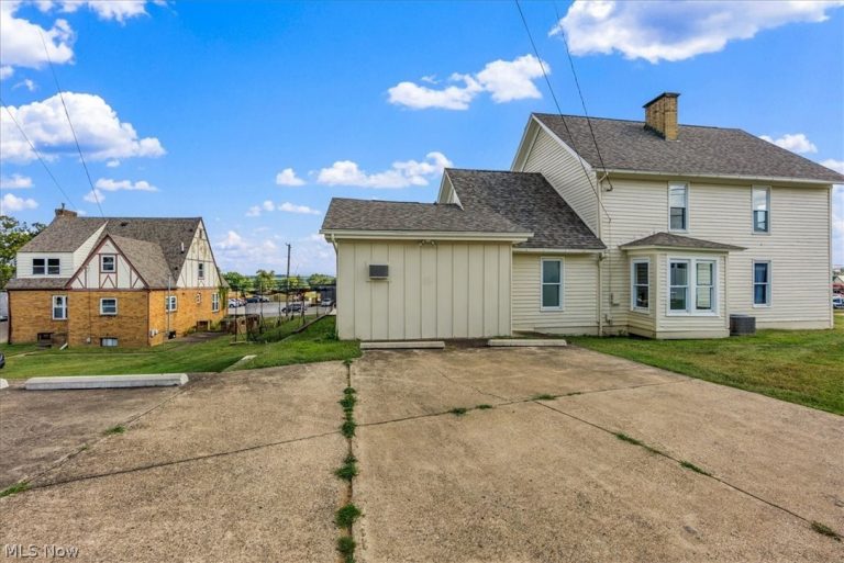 4315 & 4317 Emerson Avenue, Parkersburg, WV - Photo 5