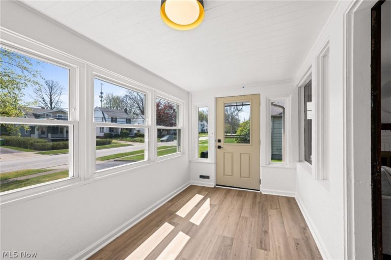 4521 Telhurst Road, South Euclid, OH - Photo 3