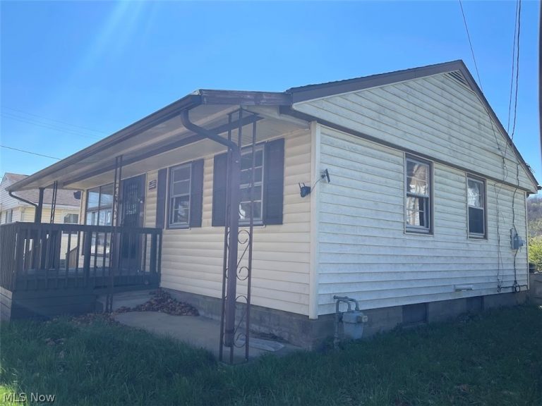 234 Bridge Street, Newcomerstown, OH - Photo 2