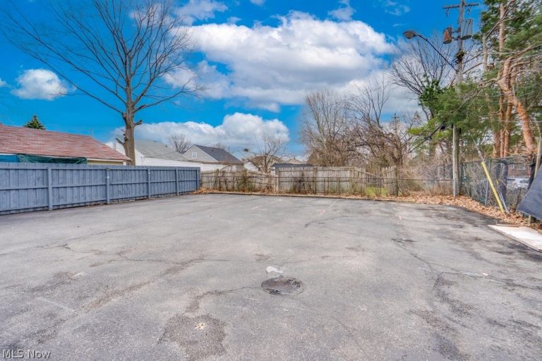 4873 Broadview Road, Cleveland, OH - Photo 8