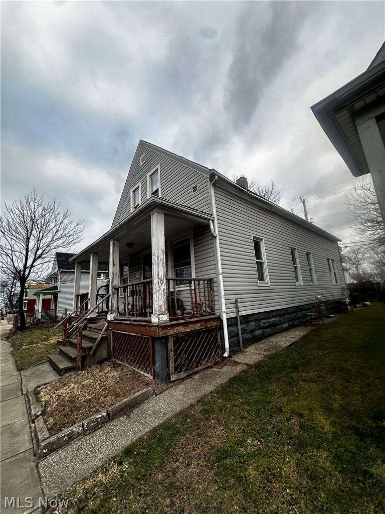 1059 76th Street, Cleveland, OH - Photo 2