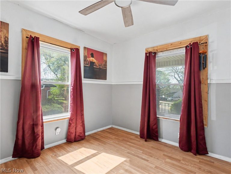 2012 Harmont Avenue, Canton, OH - Photo 4