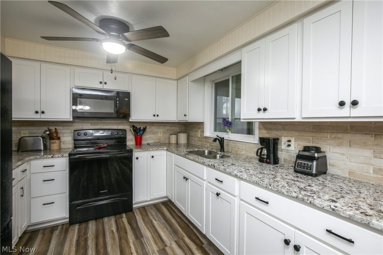 517 Zern Avenue, Massillon, OH - Photo 5