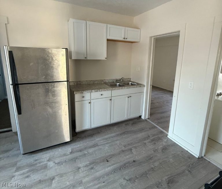 2829 116th Street, Cleveland, OH - Photo 5