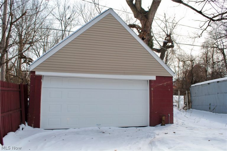 15208 Elderwood Avenue, East Cleveland, OH - Photo 5