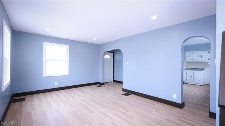 1372 Maryland Avenue, Canton, OH - Photo 3