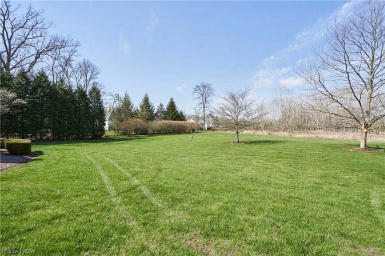 2242 Rock Creek, Akron, OH - Photo 4
