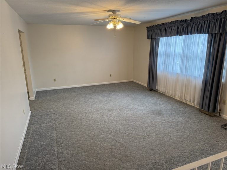 46 Oak Circle, Parkersburg, WV - Photo 3