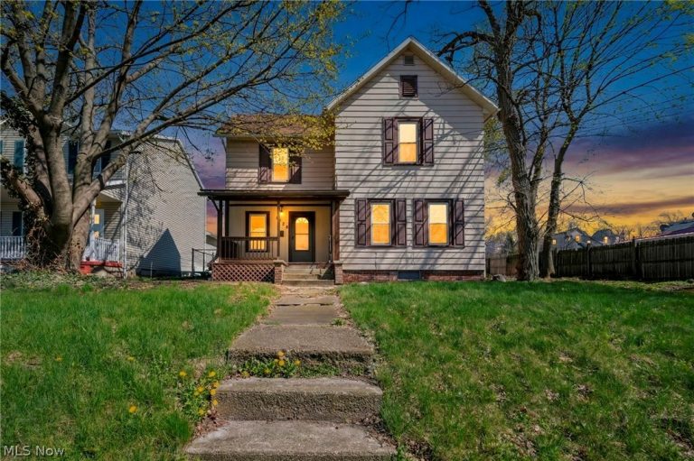 1729 Newberry Street, Cuyahoga Falls, OH, 44221