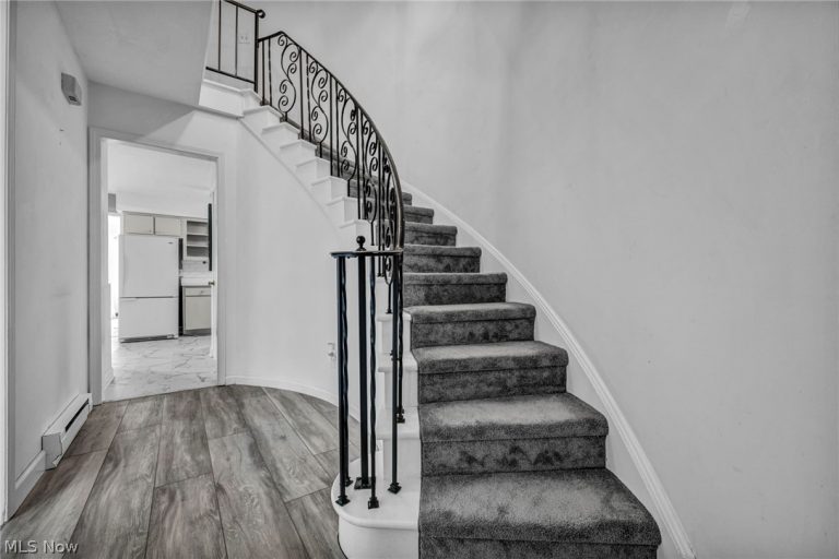 15 Meadowlawn Drive #9, Mentor, OH - Photo 8