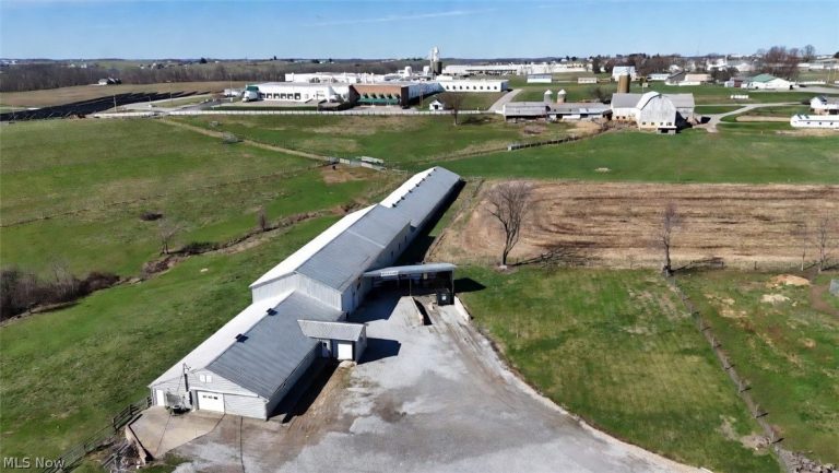 3510 State Route 39, Millersburg, OH, 44654