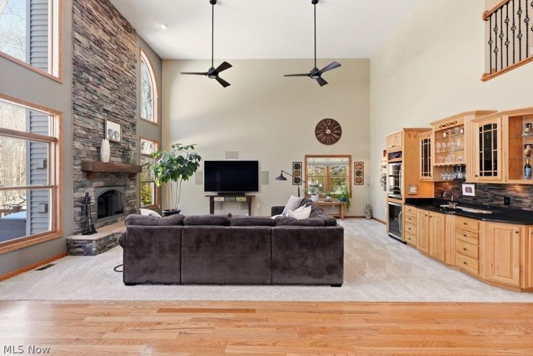 3813 Heathery Circle, Medina, OH - Photo 8