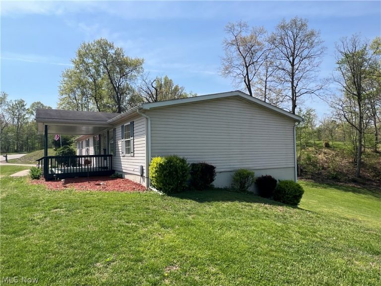 56877 Skyline Drive, Senecaville, OH - Photo 4
