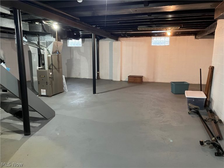 809 Lakeview Avenue, Canton, OH - Photo 6