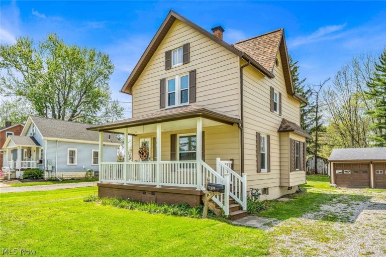 124 Bennett Street, Wellington, OH - Photo 2