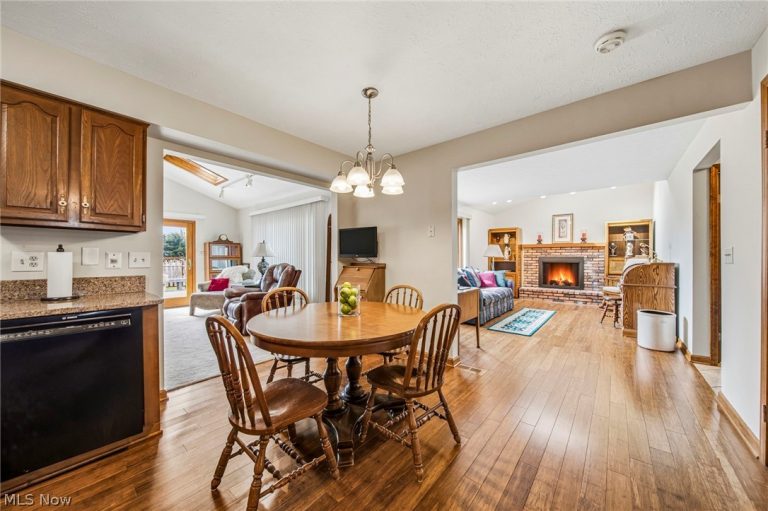 9602 LaSalle Lane, Mentor, OH - Photo 3