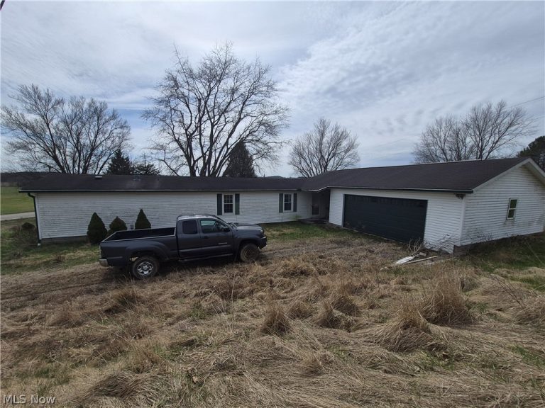 14979 Old Glory Road, Lore City, OH - Photo 3