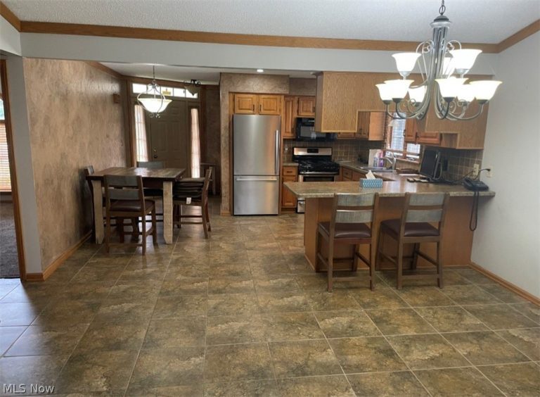 181 Talsman Drive #B, Canfield, OH - Photo 5