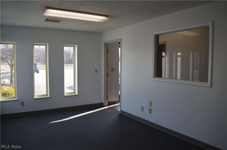 26420 State Route 7, Marietta, OH - Photo 5