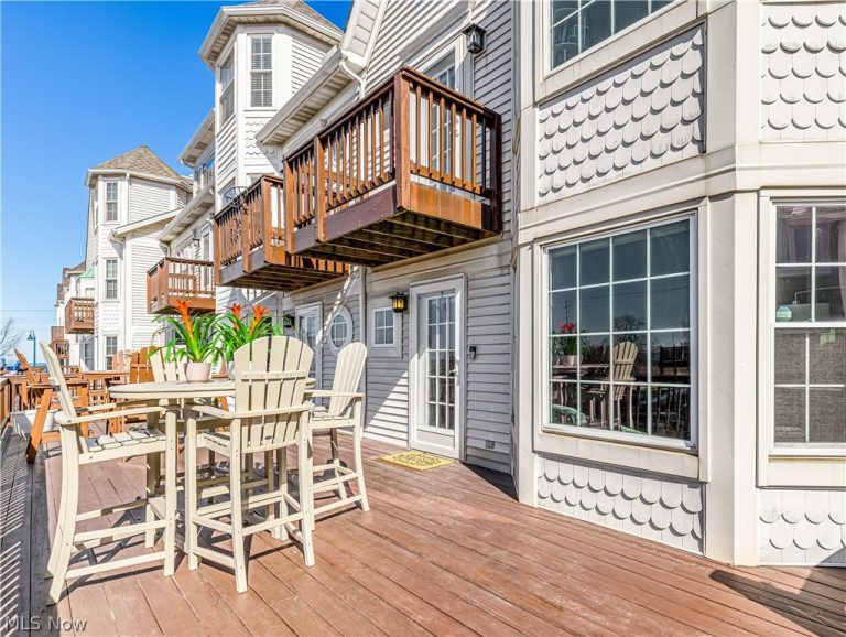 1219 69th Street, Cleveland, OH - Photo 4