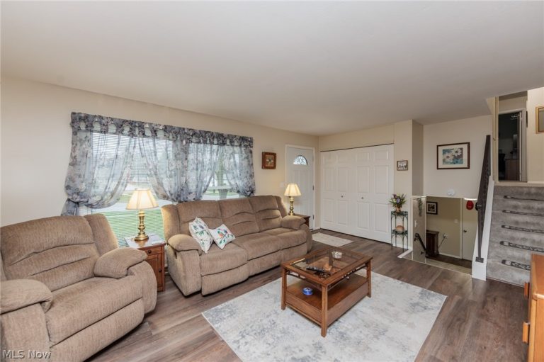 534 Tammery Drive, Tallmadge, OH - Photo 2