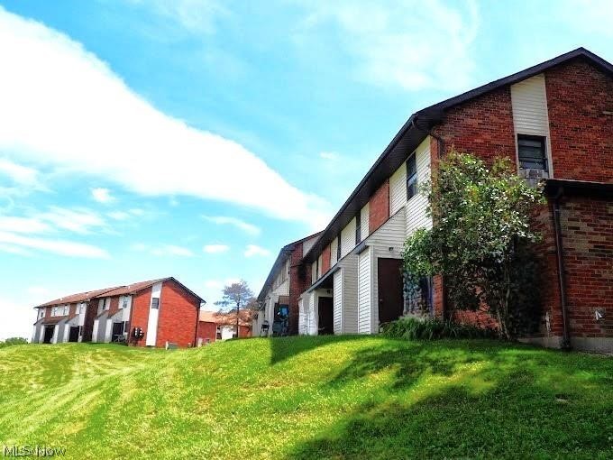 201 Burton Drive #2, Cadiz, OH - Photo 2