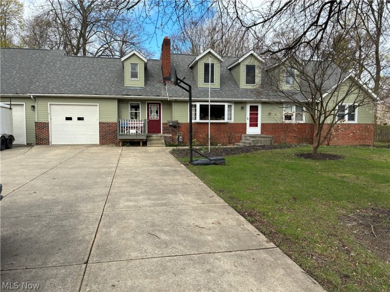 7670 Garfield Road, Mentor, OH - Photo 2