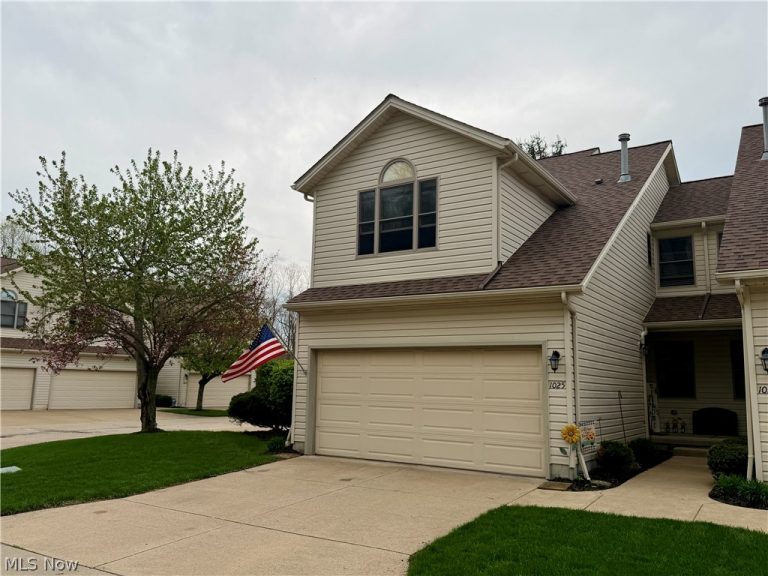 1025 Parsons Road, Grafton, OH - Photo 2