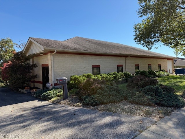 95 16th Street, Barberton, OH, 44203