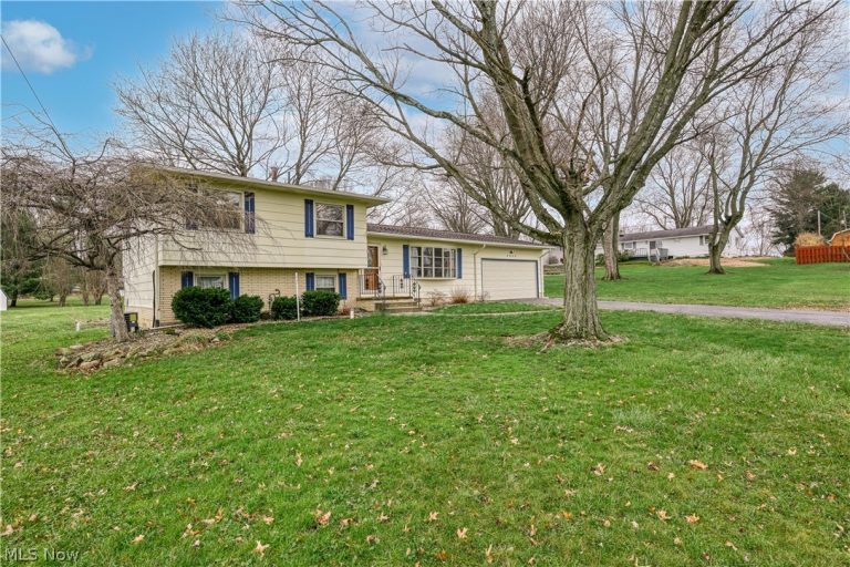 6860 Beridge Street, Louisville, OH - Photo 5