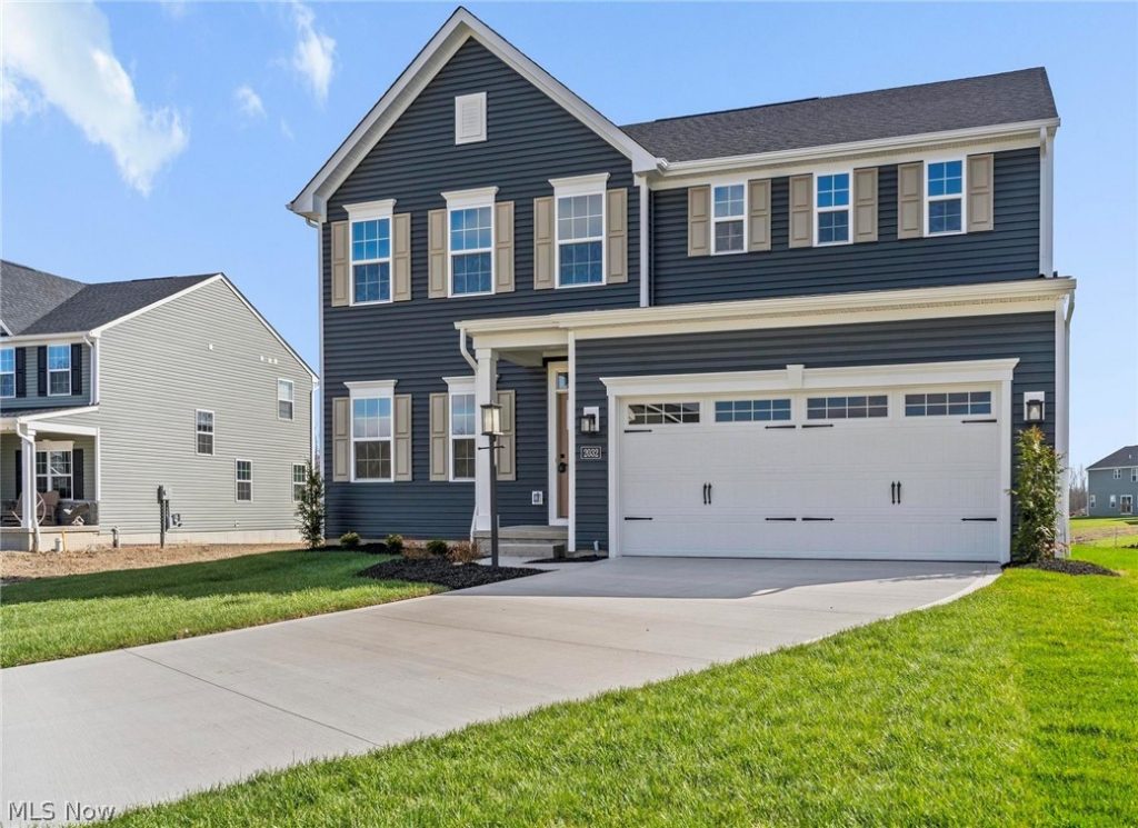 2032 Viewpointe Court, Columbia Station, OH