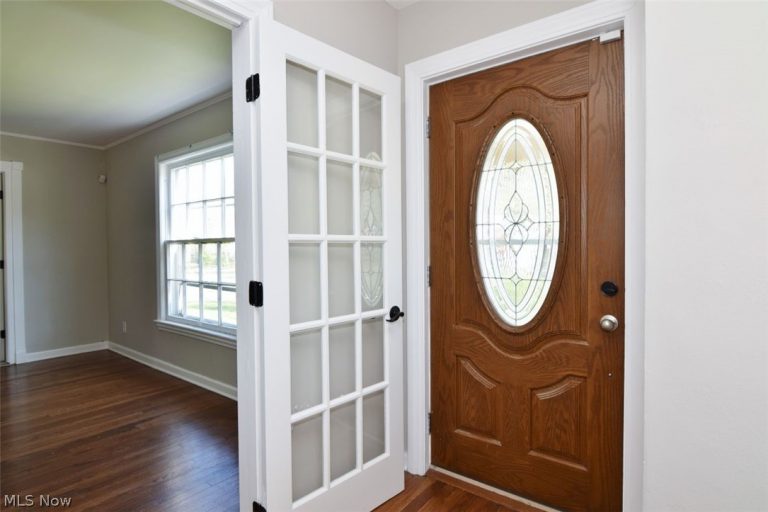 2423 Eaton Road, University Heights, OH - Photo 2