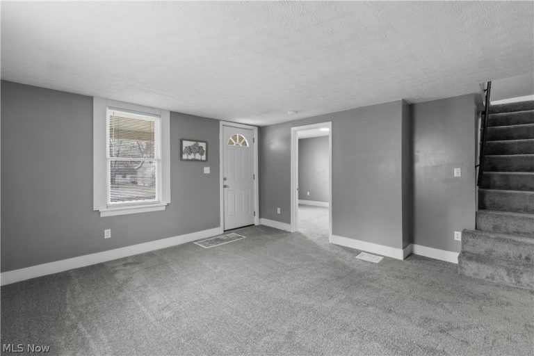 646 Highland Avenue, Ravenna, OH - Photo 5