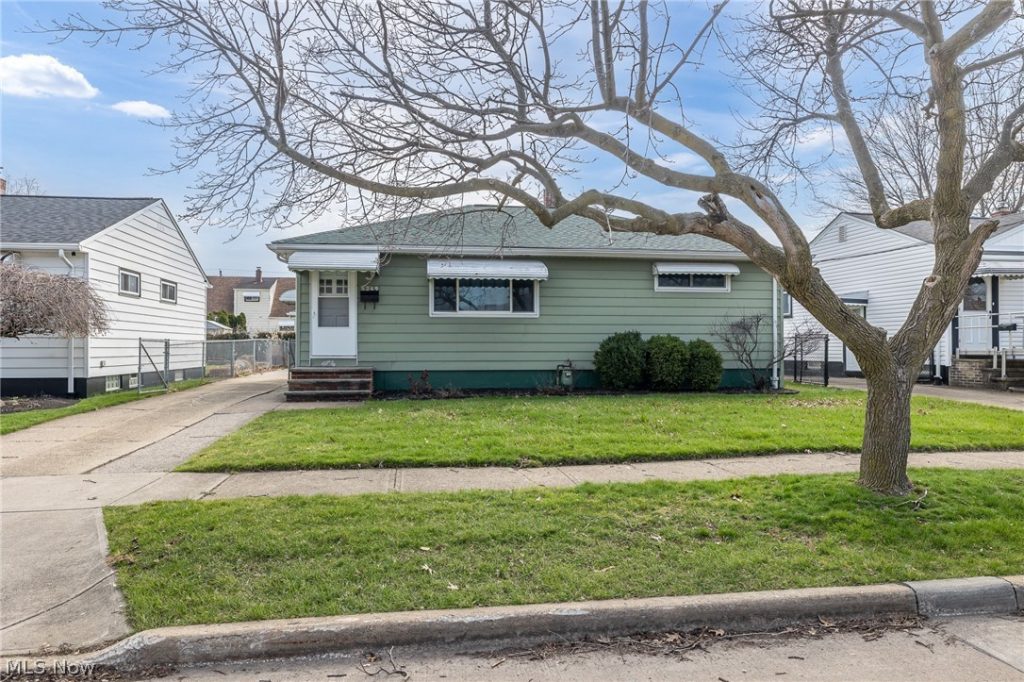 5249 150th Street, Brook Park, OH