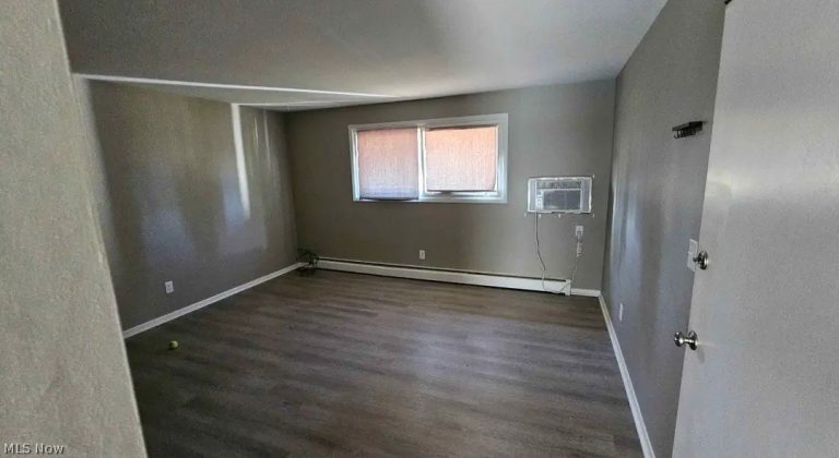 3555-3557 Vista Street, Uniontown, OH - Photo 2