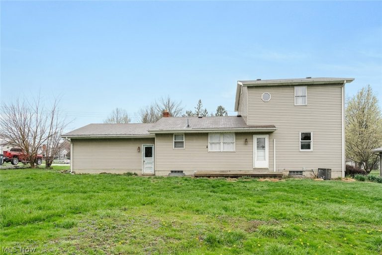 4095 Kirk Road, Youngstown, OH - Photo 4