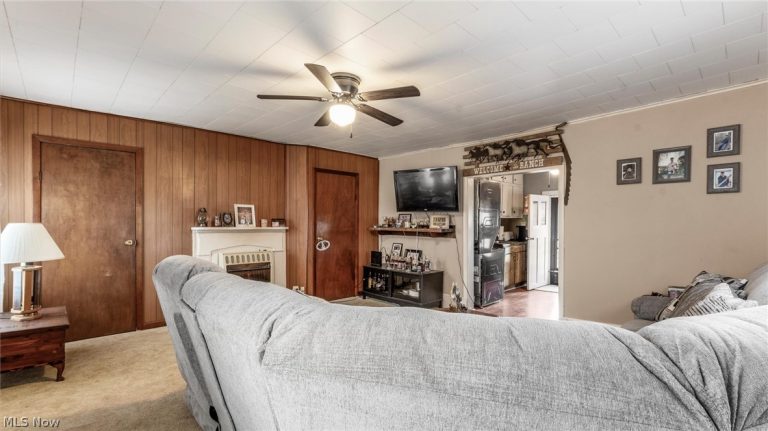 30 Spring Street, Roseville, OH - Photo 6