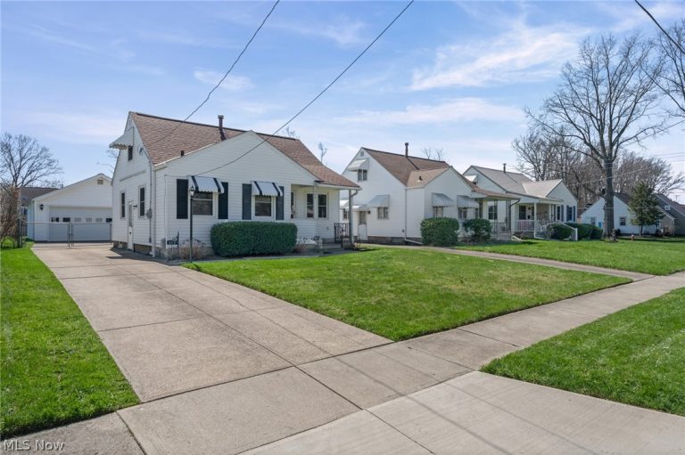 509 Cambridge Avenue, Elyria, OH - Photo 4