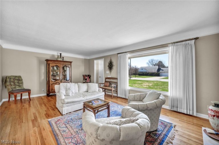 4497 Ranchview Avenue, North Olmsted, OH - Photo 4