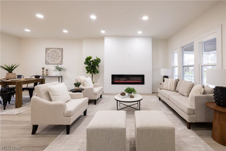 3379 Tullamore Road, Cleveland Heights, OH - Photo 5