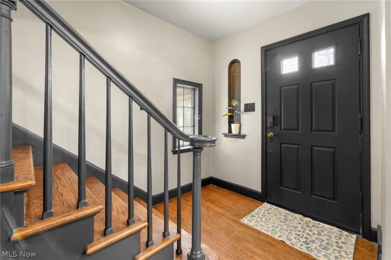 379 Edgewood Road, Mansfield, OH - Photo 6