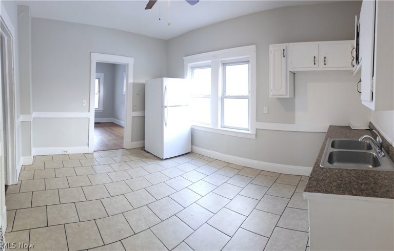 4350 28th Street, Cleveland, OH - Photo 6