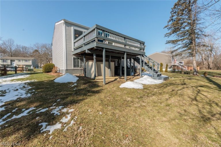 599 Berkshire Drive, Medina, OH - Photo 4