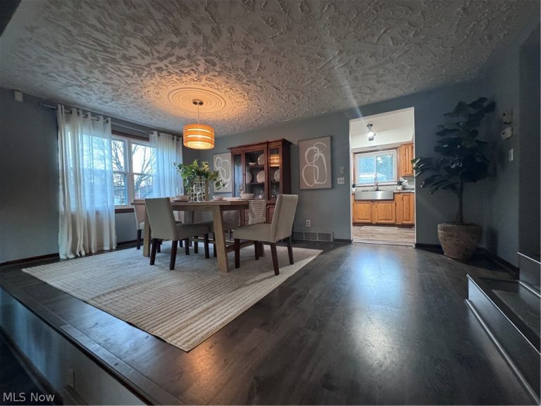 1621 Coventry Avenue, Warren, OH - Photo 8