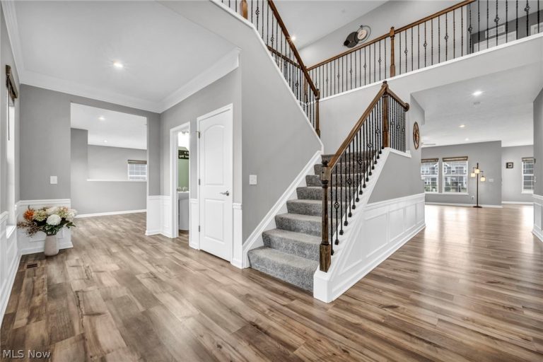 6559 Rosewood Trail, Hudson, OH - Photo 3