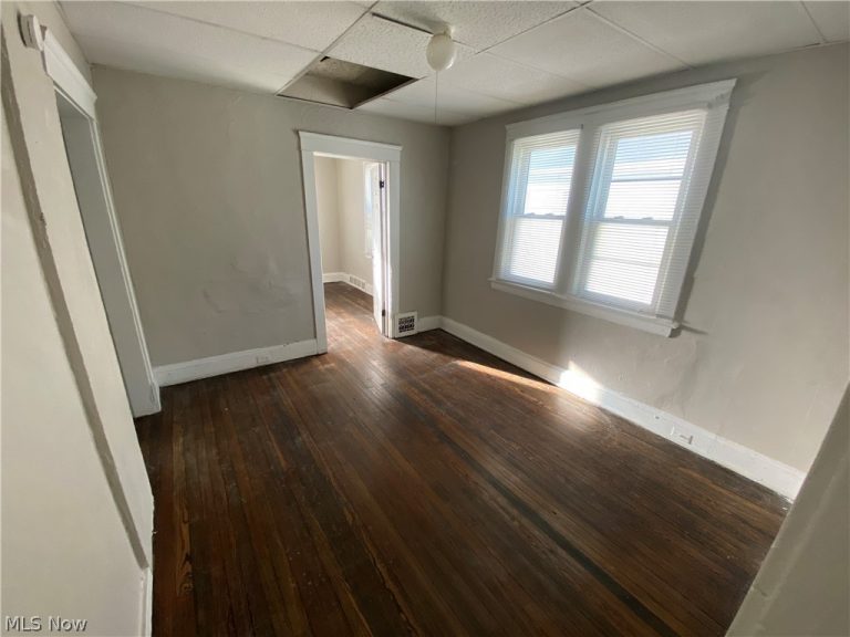 3724 13th Street, Cleveland, OH - Photo 5